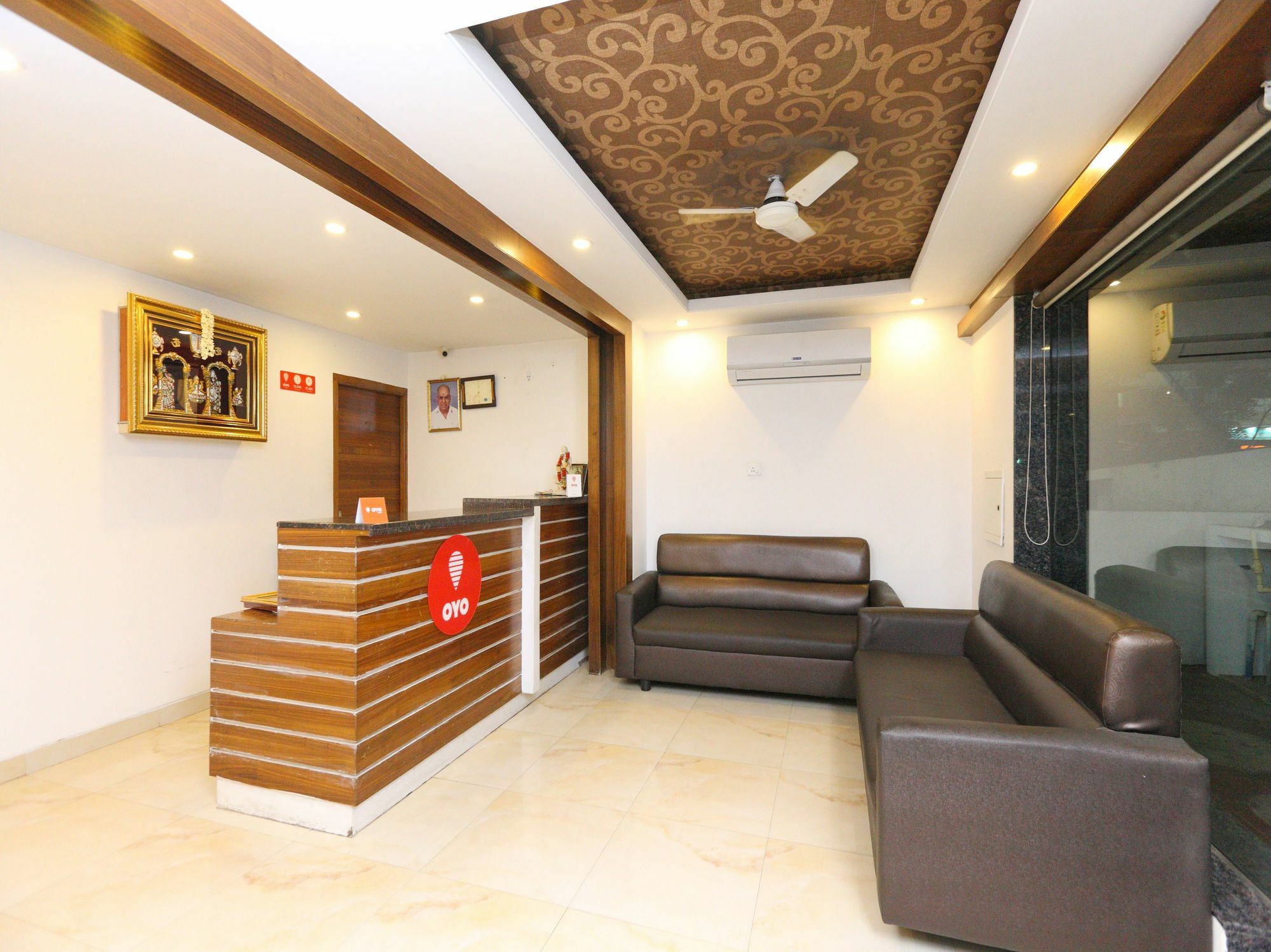 Oyo 683 Sri Chakra 3* Chennai